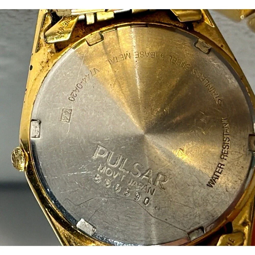 Vintage Pulsar President Mens Watch 35mm Day Gold Tone V744-0A20 New Battery 7